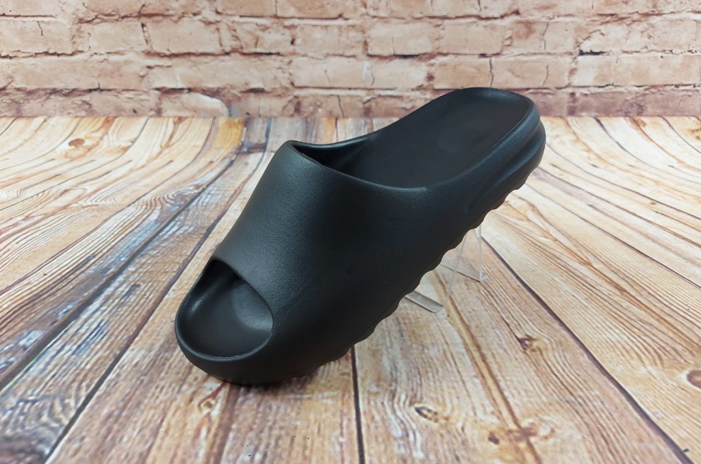 Шльопанці жіночі чорні EVA Slider Yeezy 5127-11, останній 41 розмір